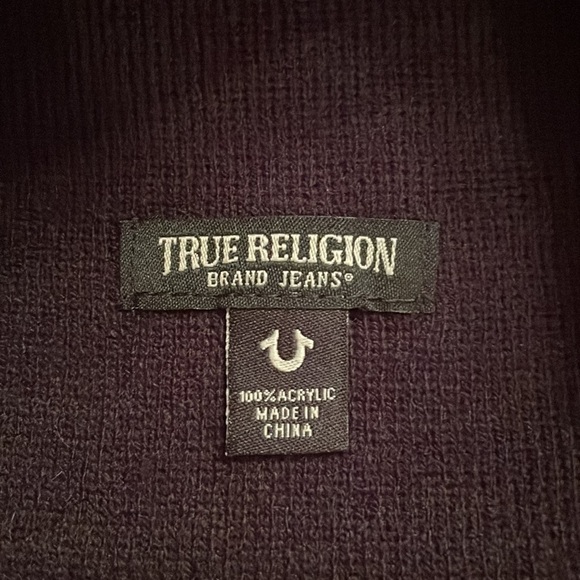 Brand New True Religion Black Knit Cuffed Beanie Hat Red Circle Horseshoe Logo - Picture 8 of 10